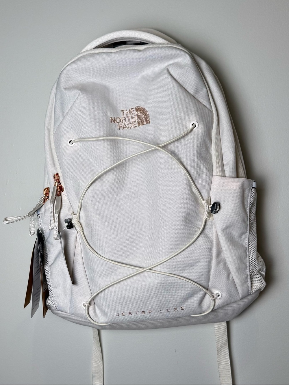 The North Face Jester Luxe Women’s Backpack 27L White Rose Gold NWT